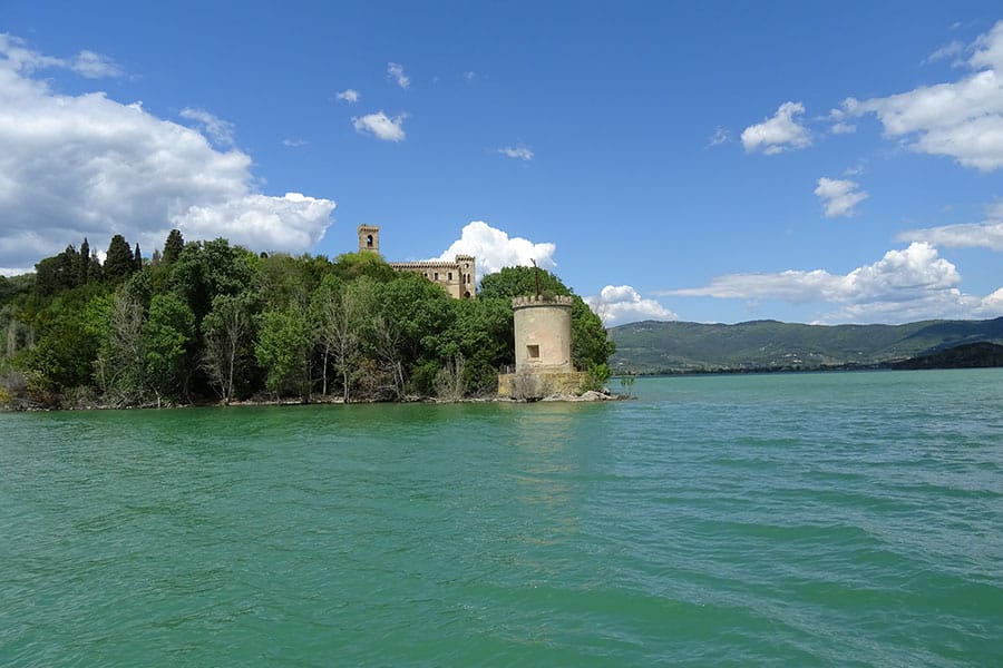 Guided tour of the areas surrounding Lake Trasimeno