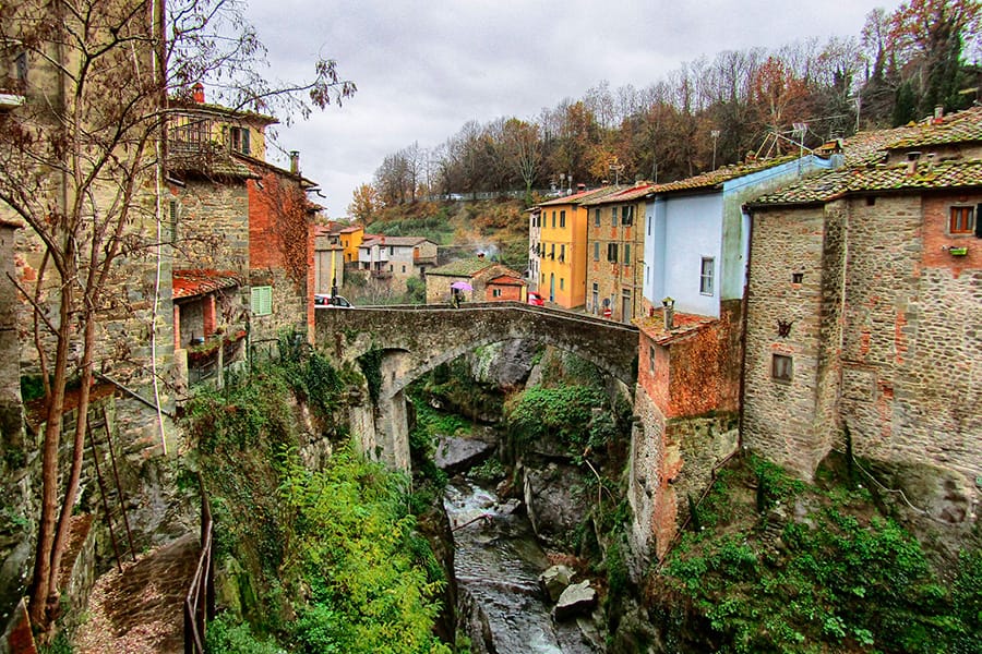 Guided tours in the Valdarno valley